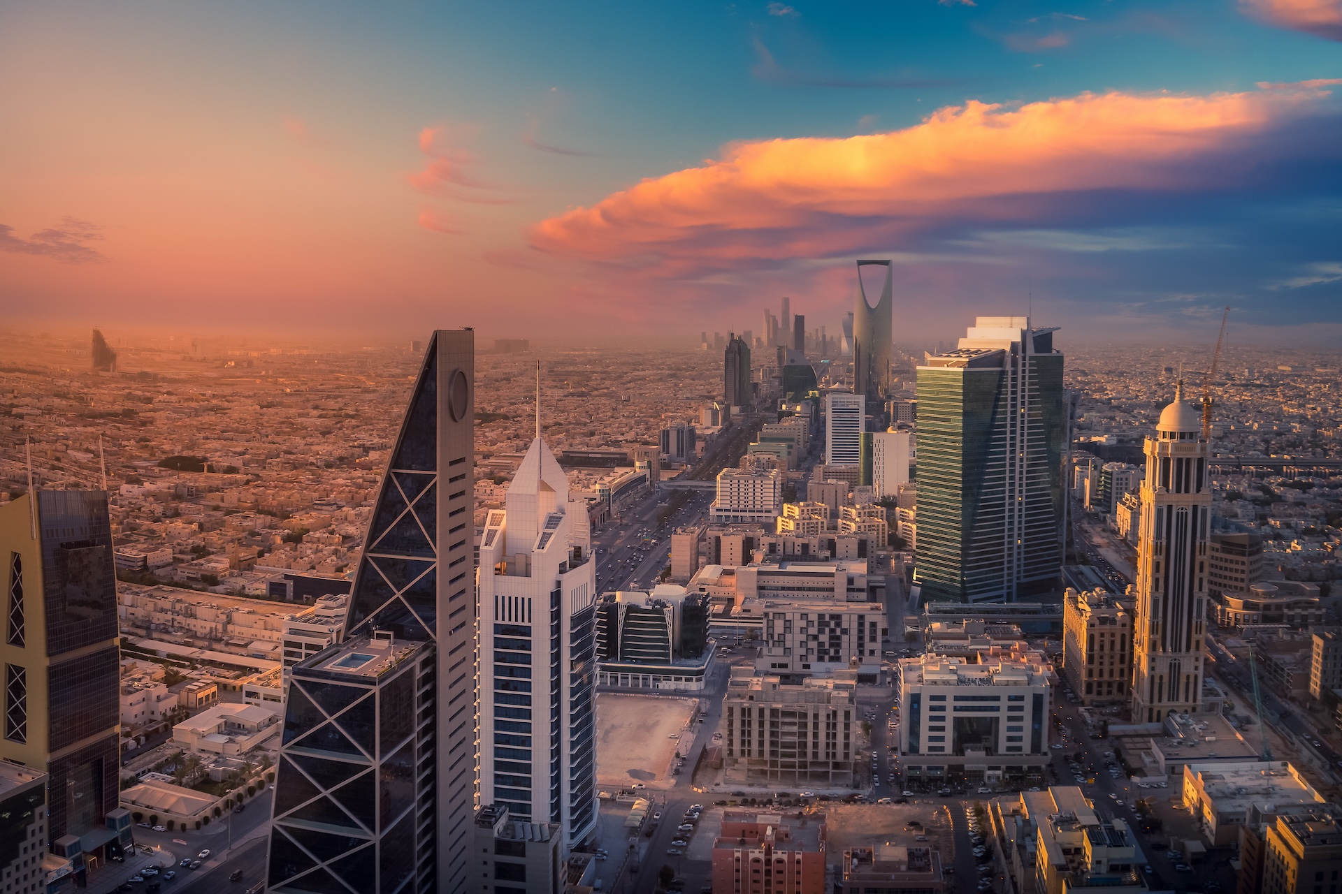  Kingdom Tower, Riyadh, Saudi Arabia.