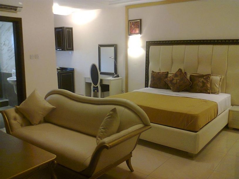 Calabar Harbour Resort