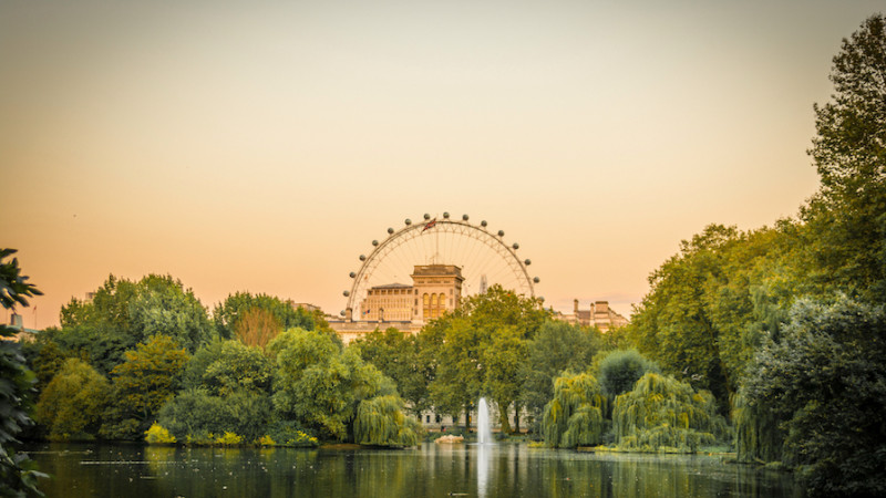 London, United Kingdom flight deal